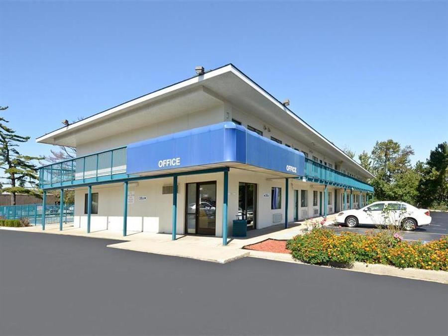Americas Best Value Inn Battle Creek Ngoại thất bức ảnh